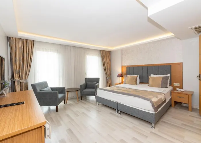 מלון Galataportwawhotel 3*