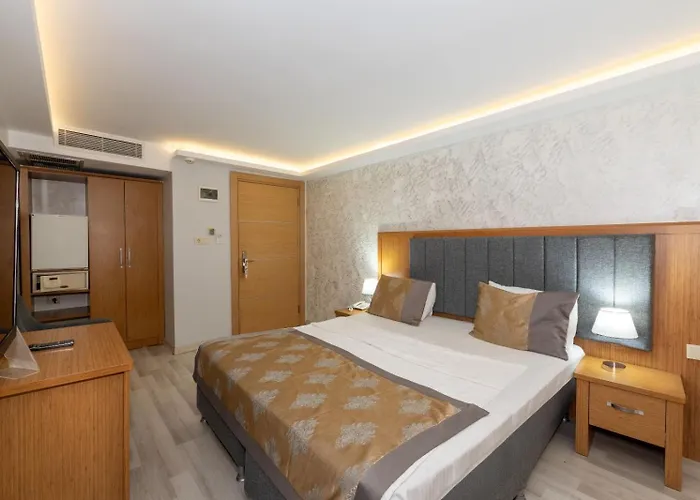 מלון Galataportwawhotel 3*